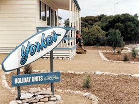 Yorke's Holiday Units - Carnarvon Accommodation