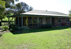 The Beach House - Normanville - Carnarvon Accommodation