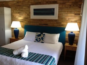 Hawks Nest Motel - Carnarvon Accommodation