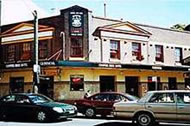 Coopers Arms Hotel - Carnarvon Accommodation